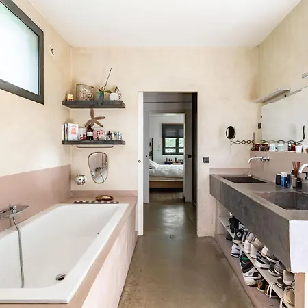 La Maison Du Bonheur Montreuil (Seine-Saint-Denis)